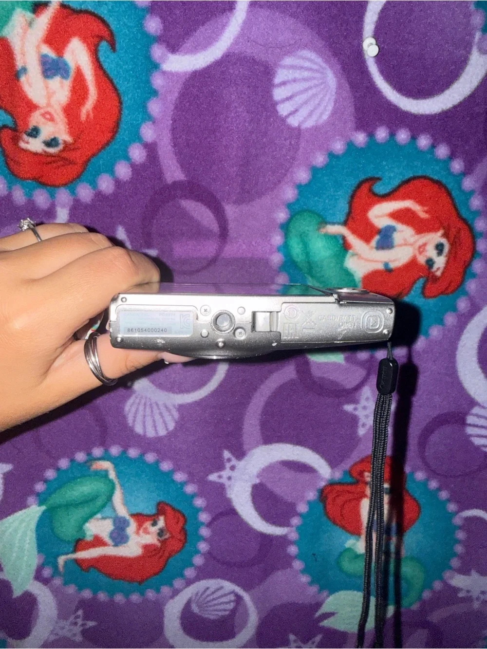 Canon ixy 650